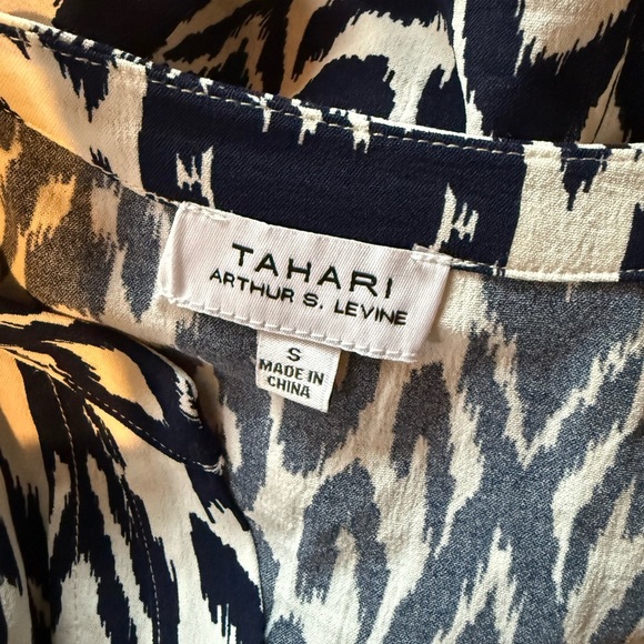 Tahari Black and Cream Long Sleeve Abstract Print Dress Midi New - Picture 9 of 9